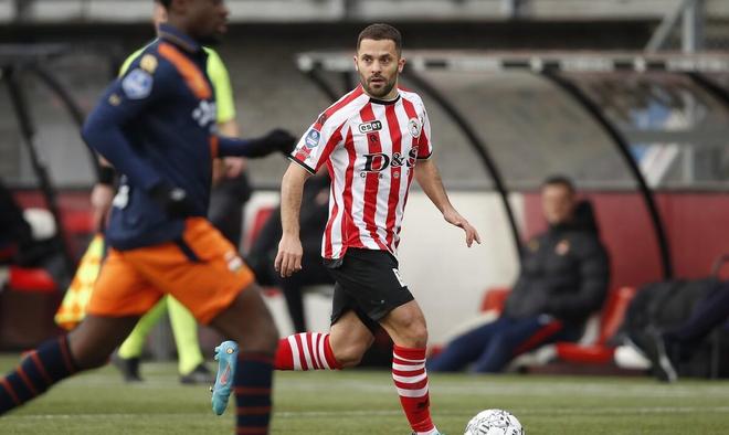 裁判果断判 裁判果断判