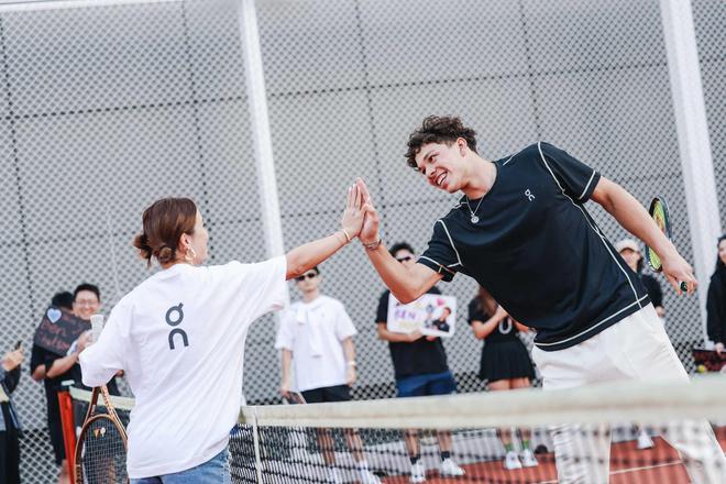 仅仅代表着 仅仅代表着