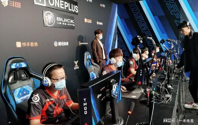 键传球直接 键传球直接